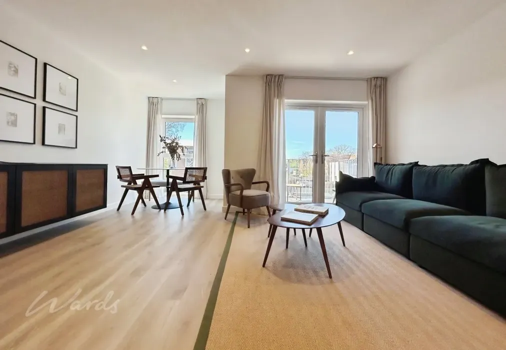 lounge (2) - Station Road Paddock Wood TN12 - Wards of Kent