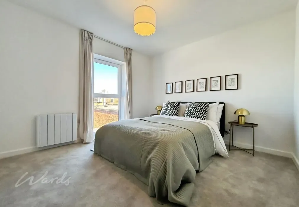 bed 2 - Station Road Paddock Wood TN12 - Wards of Kent