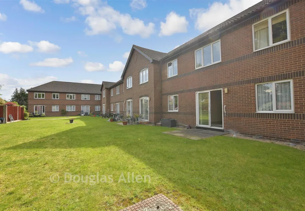 Communal Gardens - Chadwell Heath Lane, Chadwell Heath, Essex - Wards of Kent