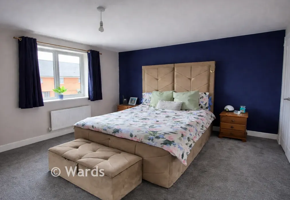 Bedroom 1 - Cotter Way, Canterbury, Kent - Wards of Kent