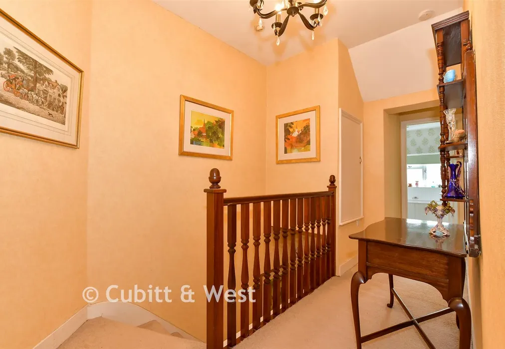 Landing - Stane Street, Ockley, Dorking, Surrey - Wards of Kent