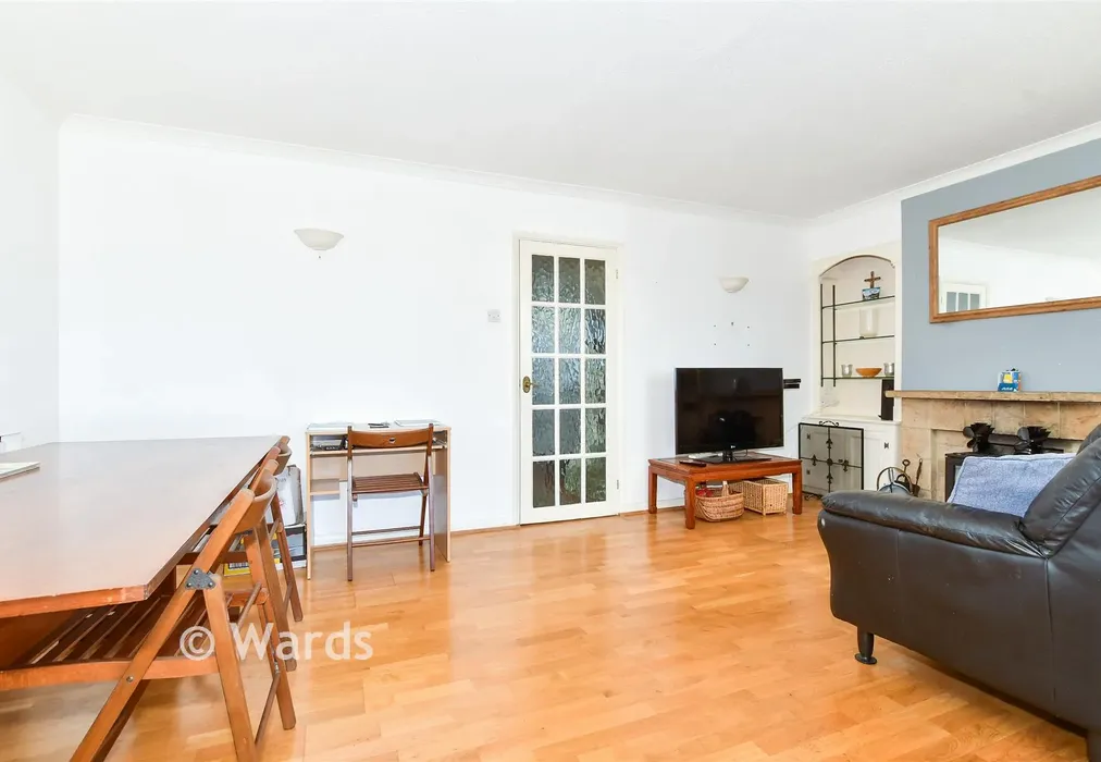 Lounge - Rock Hill Road, Egerton, Ashford, Kent - Wards of Kent