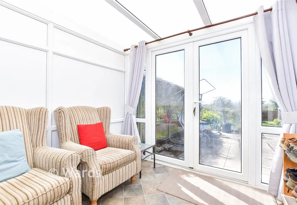 Rear Garden - Rock Hill Road, Egerton, Ashford, Kent - Wards of Kent