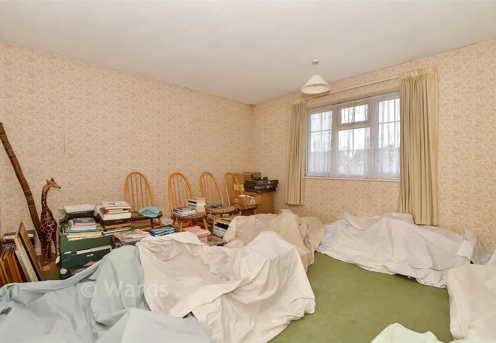 Bedroom 1 - Southgate Road, Tenterden, Kent - Wards of Kent