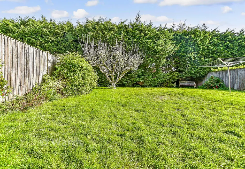 Rear Garden - Southgate Road, Tenterden, Kent - Wards of Kent
