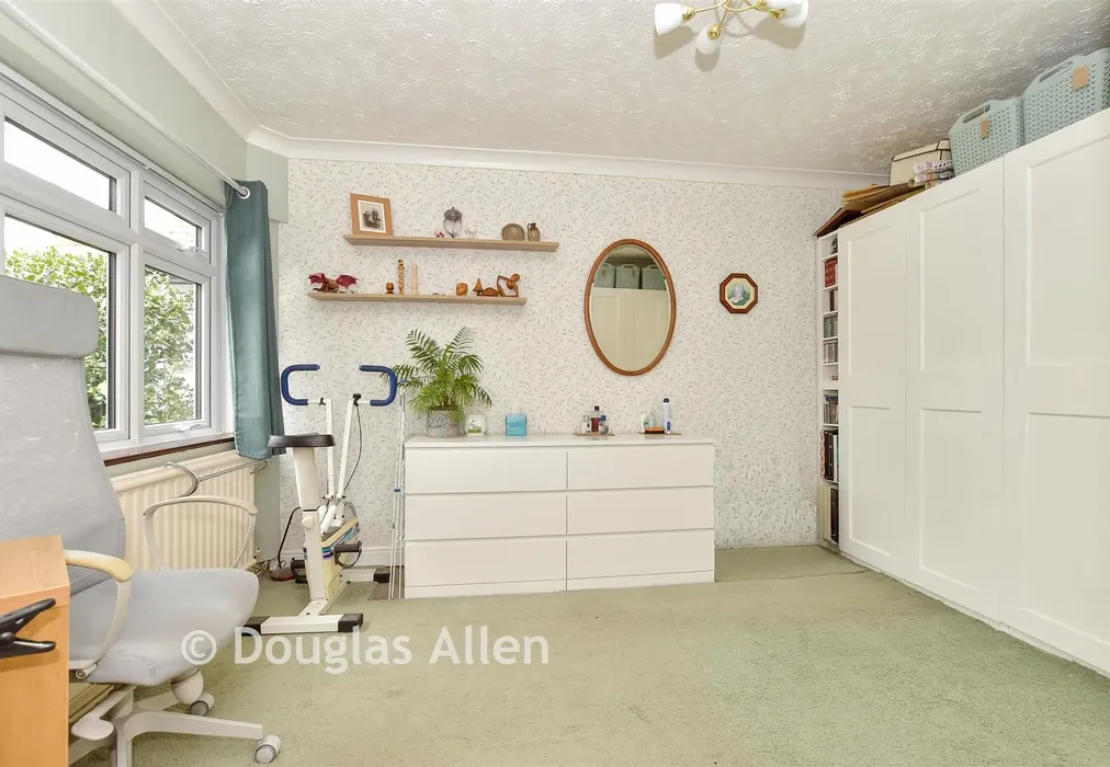 Bedroom 2 - Thorndon Avenue, West Horndon, Brentwood, Essex - Wards of Kent