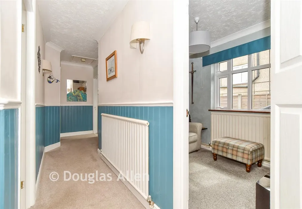 Hallway - Thorndon Avenue, West Horndon, Brentwood, Essex - Wards of Kent