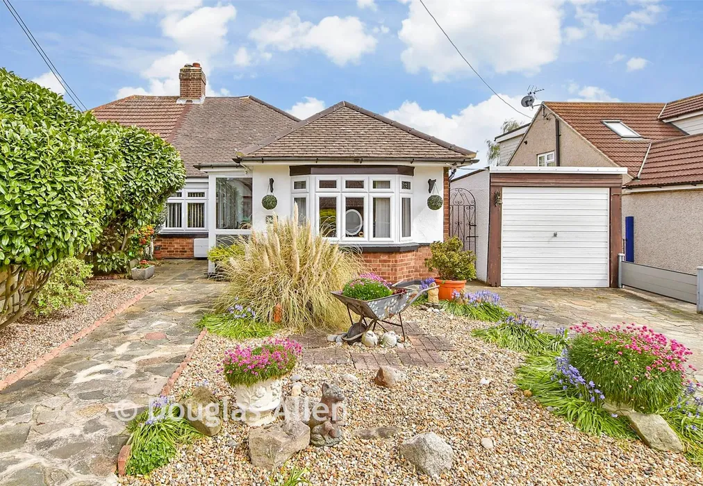 External (Web) - Thorndon Avenue, West Horndon, Brentwood, Essex - Wards of Kent