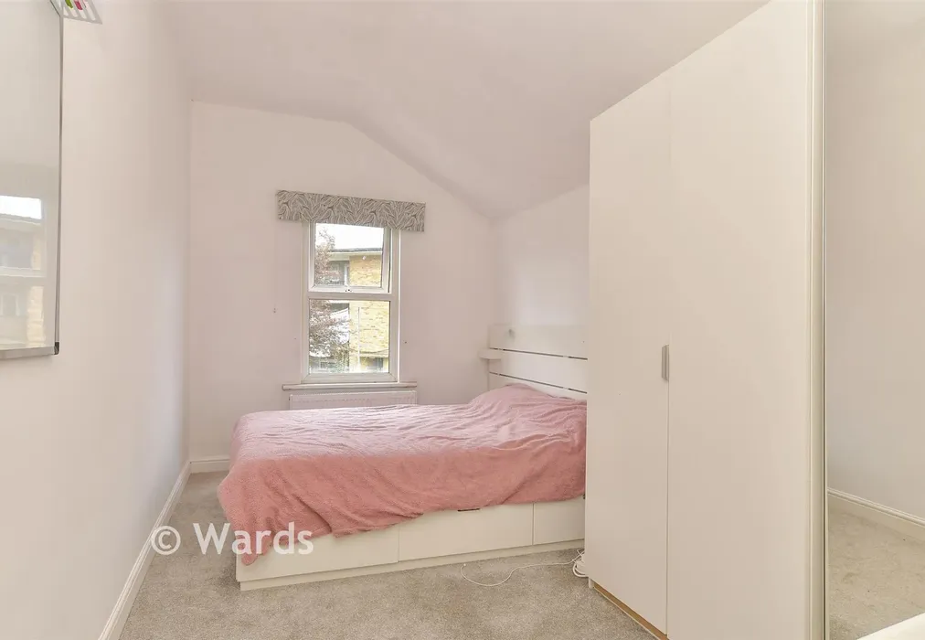 Bedroom 3 - James Street, Rochester, Kent - Wards of Kent