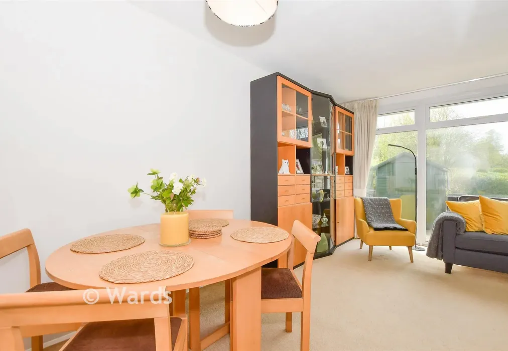 Lounge/Diner - Fromandez Drive, Horsmonden, Kent - Wards of Kent