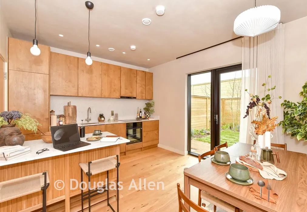 Kitchen Dining - Carpenters Yard, High Road, Thornwood, Essex - Wards of Kent