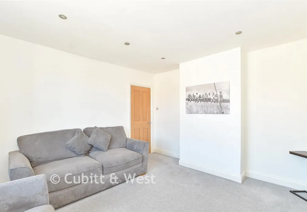 Lounge - Ifield Road, West Green, Crawley, West Sussex - Wards of Kent