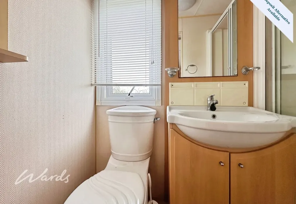 Bathroom - Smarden Road Headcorn TN27 - Wards of Kent