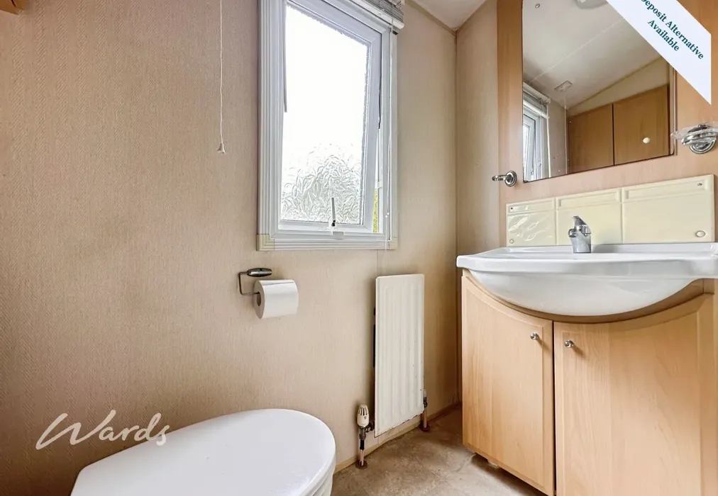 Bathroom - Smarden Road Headcorn TN27 - Wards of Kent