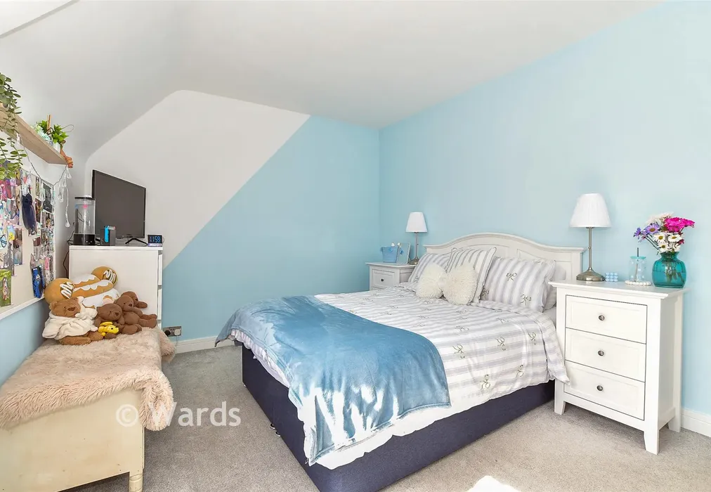 Bedroom 2 - The Churchlands, New Romney, Kent - Wards of Kent