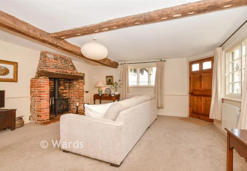 Living Room - The Street, Smarden,Ashford, Kent - Wards of Kent