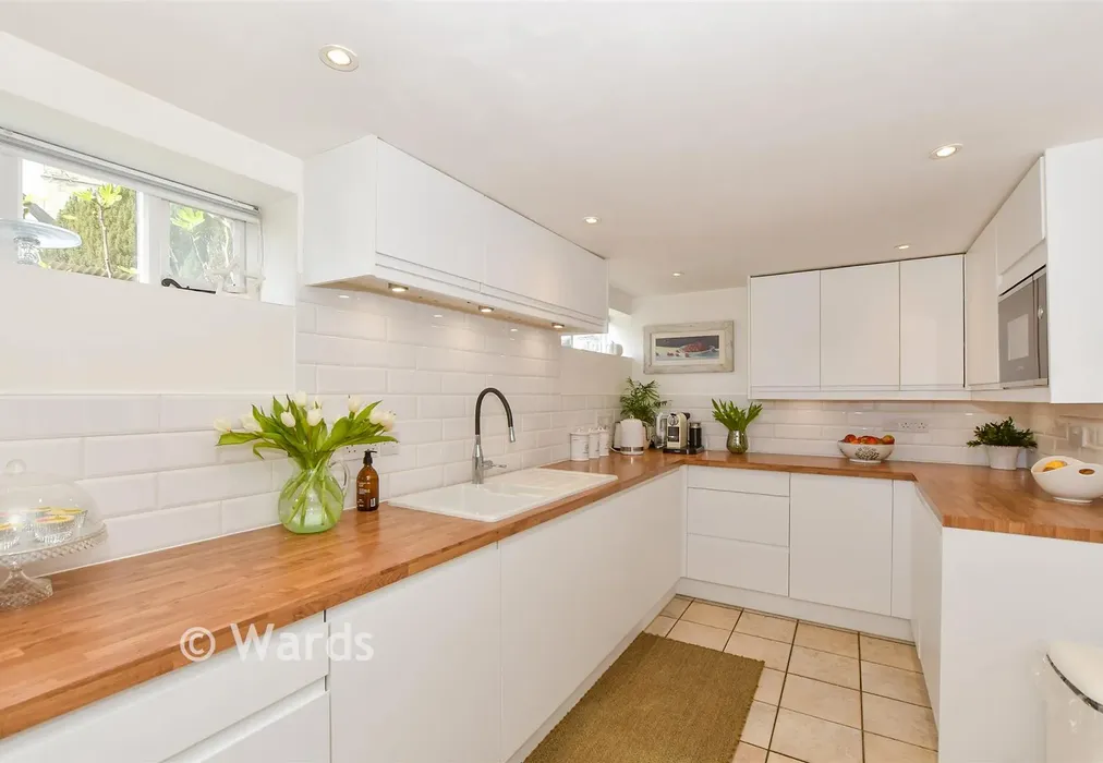 Kitchen - The Street, Smarden,Ashford, Kent - Wards of Kent