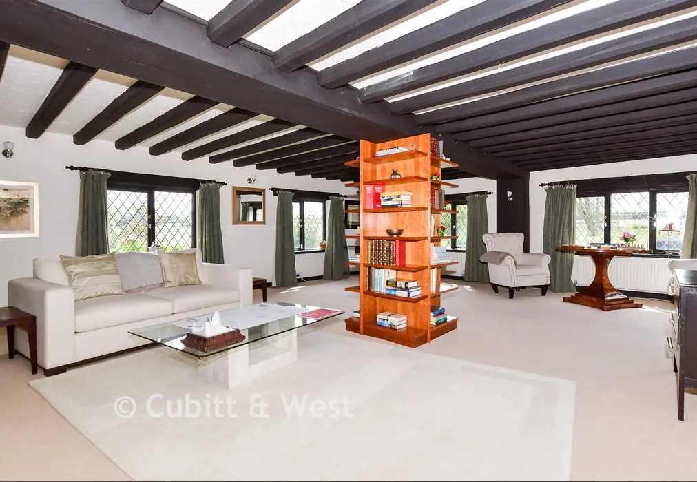 Living Room - Dean Lane, Redhill, Surrey - Wards of Kent