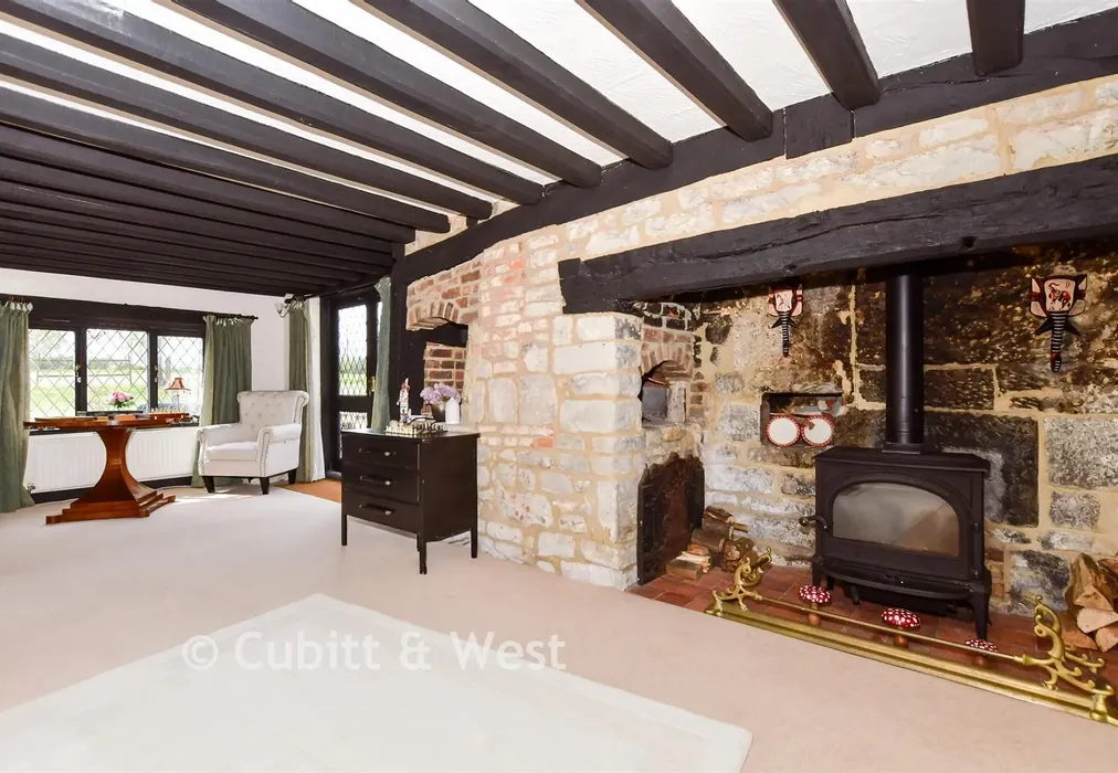 Living Room - Dean Lane, Redhill, Surrey - Wards of Kent