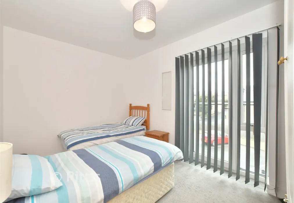 Bedroom 2 - Grange Road, Sandown, Isle of Wight - Wards of Kent