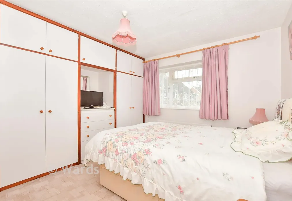 Bedroom 2 - Chestnut Walk, Larkfield, Kent - Wards of Kent