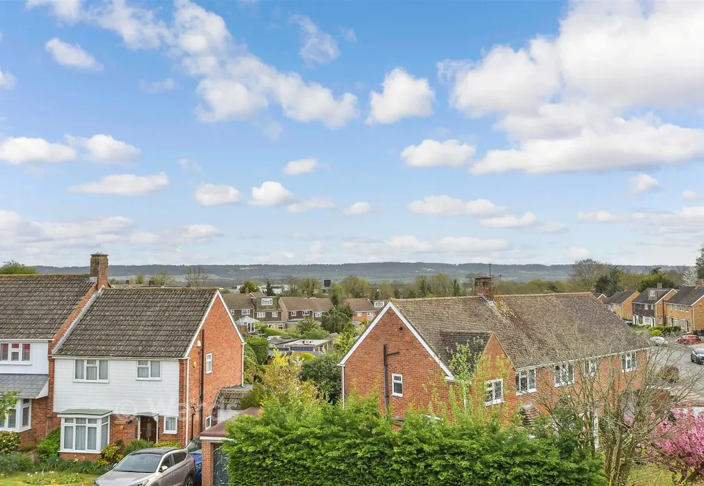Views To Front - Chestnut Walk, Larkfield, Kent - Wards of Kent