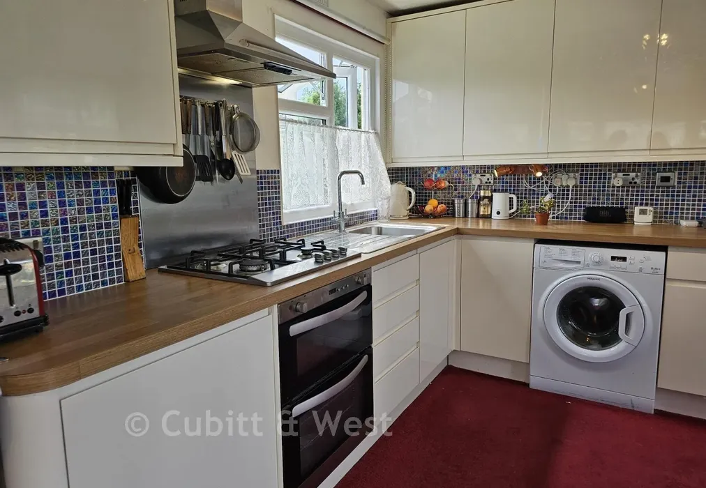 Kitchen Area - Boxhill Road, Tadworth, Surrey - Wards of Kent