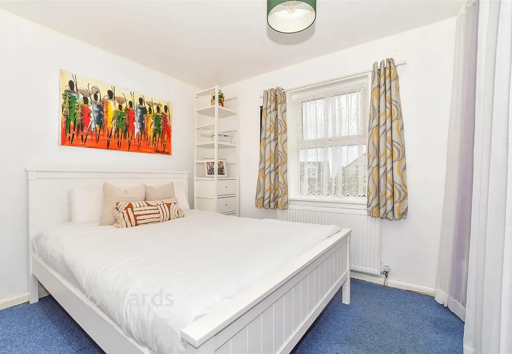 Bedroom 1 - Vermont Road, Rusthall, Tunbridge Wells, Kent - Wards of Kent