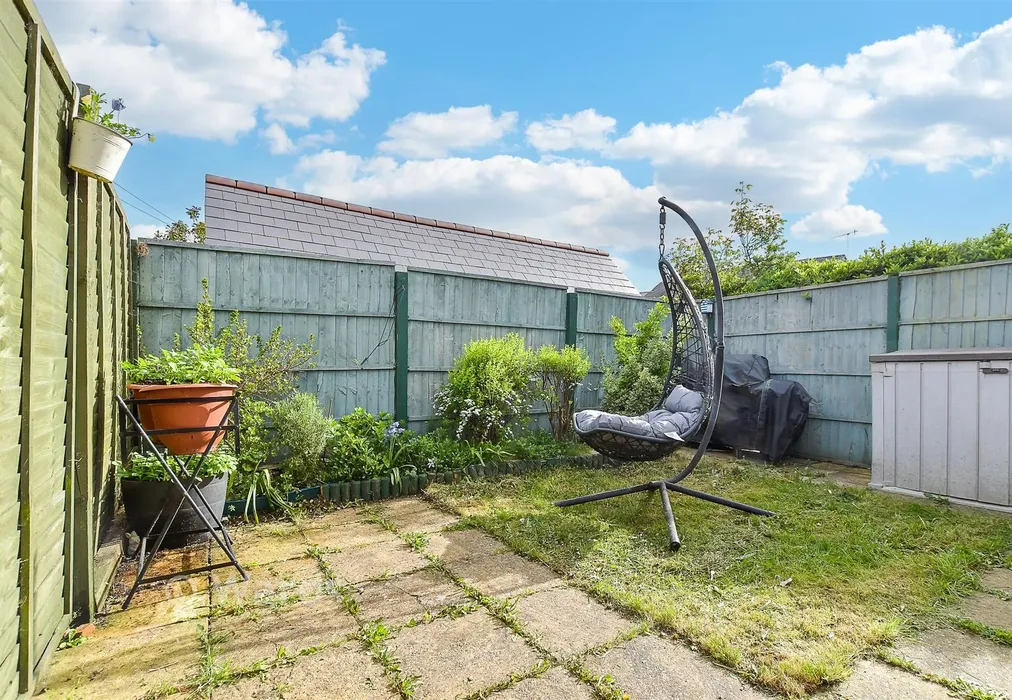 Rear Garden - Vermont Road, Rusthall, Tunbridge Wells, Kent - Wards of Kent