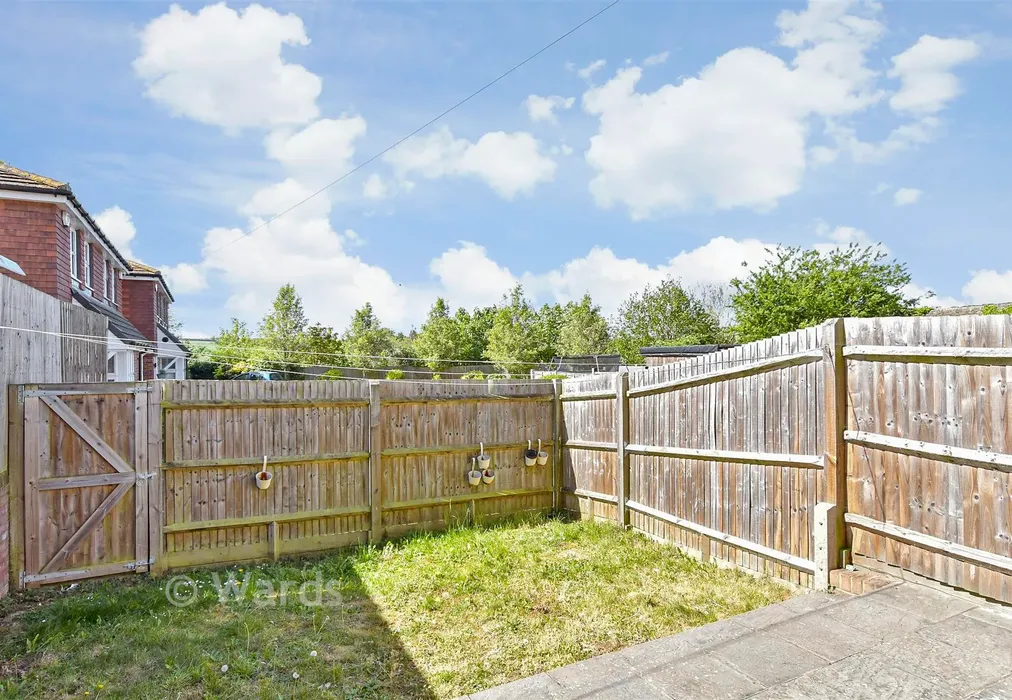Rear Garden - Lambourne Close, Farningham, Dartford, Kent - Wards of Kent
