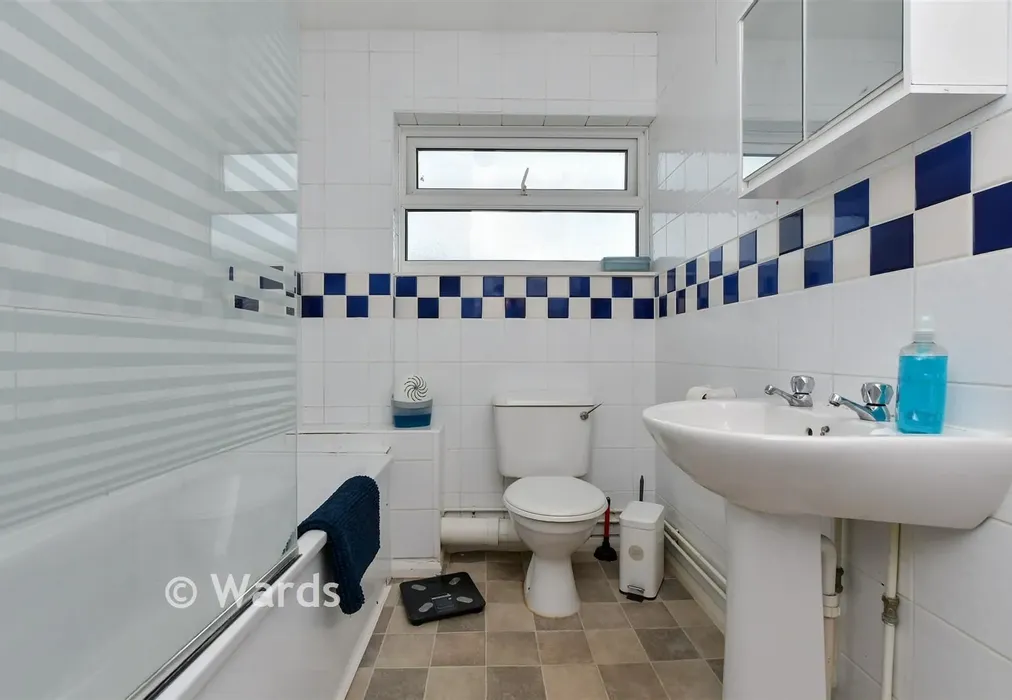 Bathroom - Honeywood Close, Canterbury, Kent - Wards of Kent