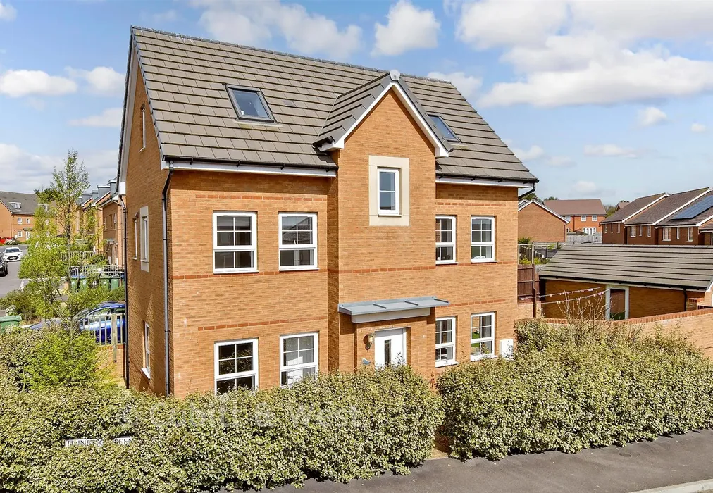 External (Web) - Linnet Crescent, Peacehaven, Brighton, East Sussex - Wards of Kent
