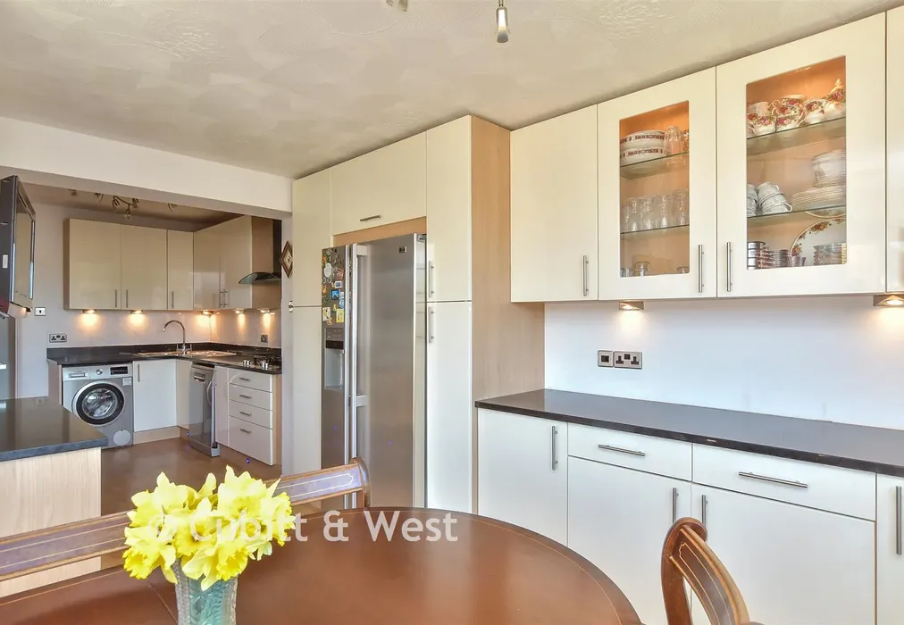 Internal Lifestyle Photograph - The Brow, Woodingdean, Brighton, East Sussex - Wards of Kent