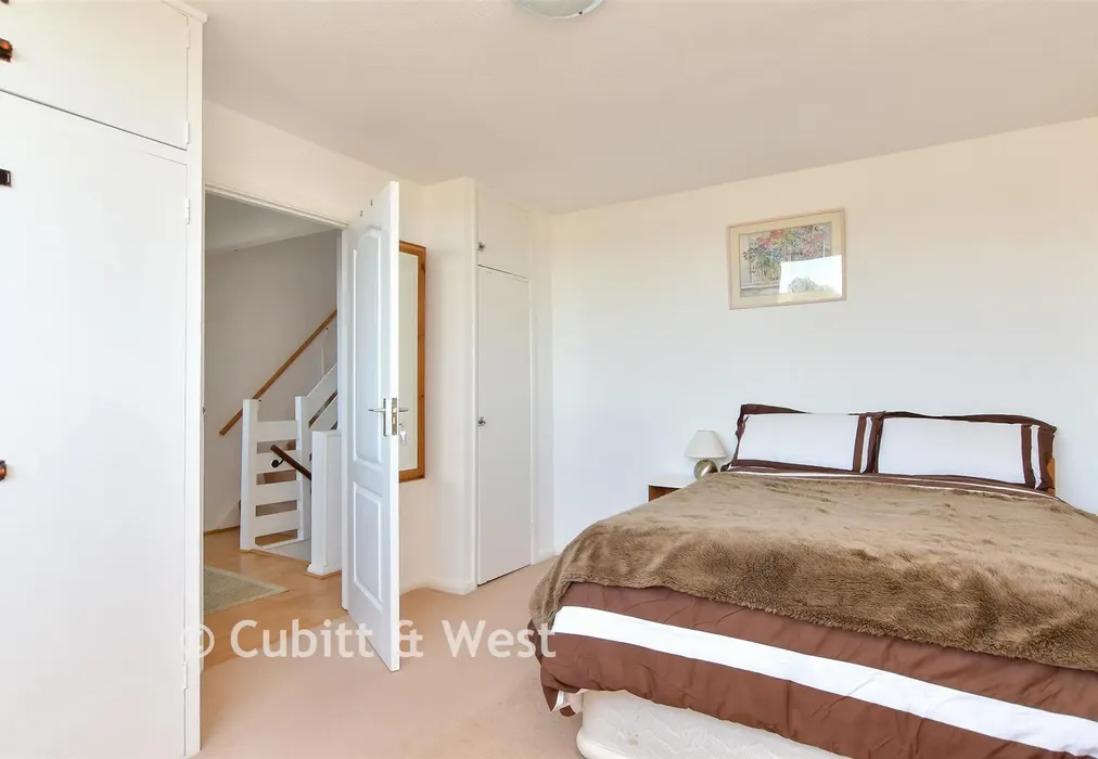 Bedroom 1 - The Brow, Woodingdean, Brighton, East Sussex - Wards of Kent