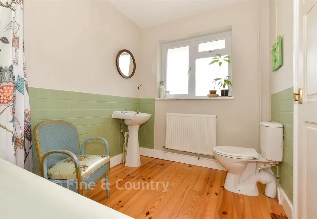Bathroom - Sandy Close, Blackwater, Newport, Isle of Wight - Wards of Kent