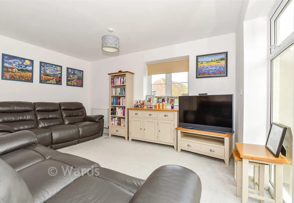 Lounge - Smarden, Ashford, Kent - Wards of Kent