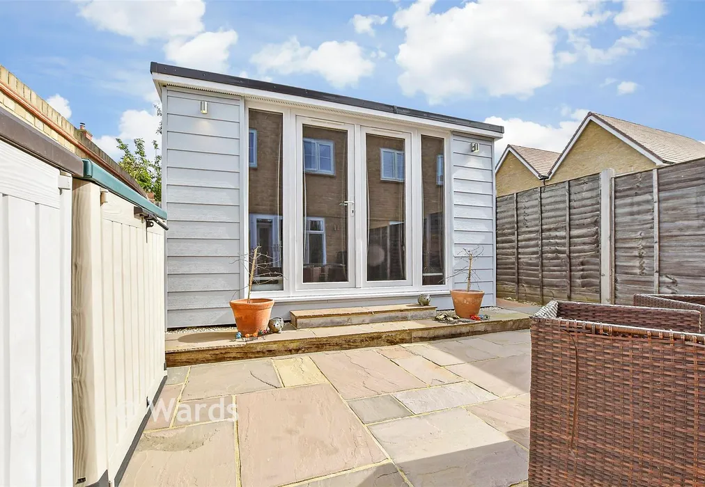Workshop/Outbuildings - Smarden, Ashford, Kent - Wards of Kent