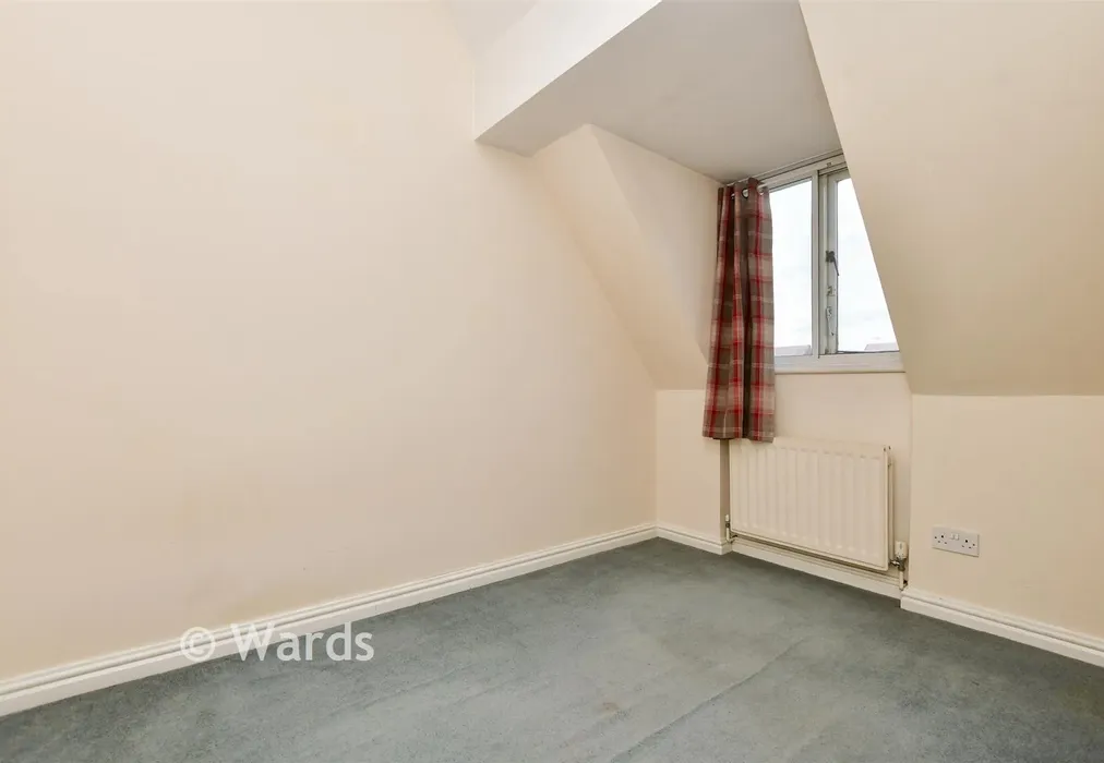 Bedroom 2 - Castle Row, Canterbury, Kent - Wards of Kent