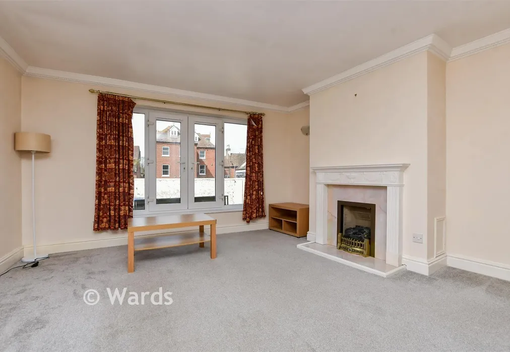 Lounge/Diner - Castle Row, Canterbury, Kent - Wards of Kent