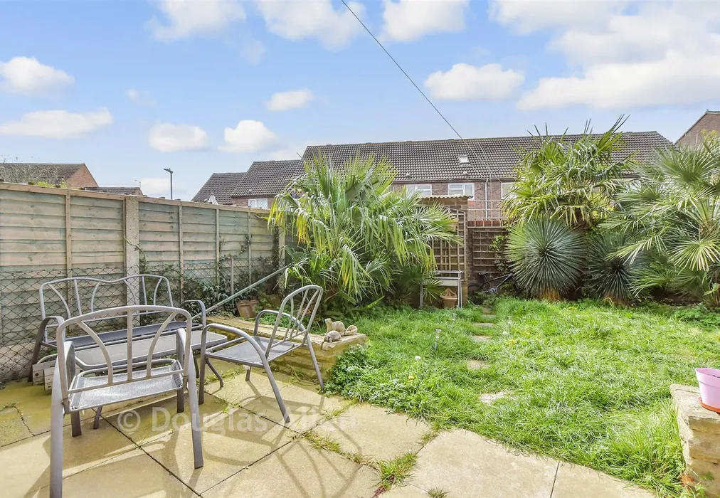 Rear Garden - Nash Road, Chadwell Heath, Essex - Wards of Kent