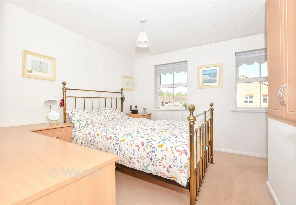 Bedroom 1 - Gooch Close, Allington, Maidstone, Kent - Wards of Kent