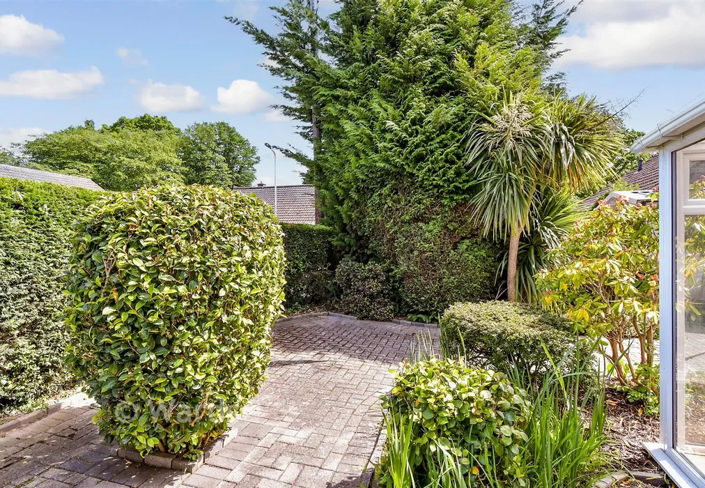Rear Garden - Victoria Road, Walderslade, Chatham, Kent - Wards of Kent