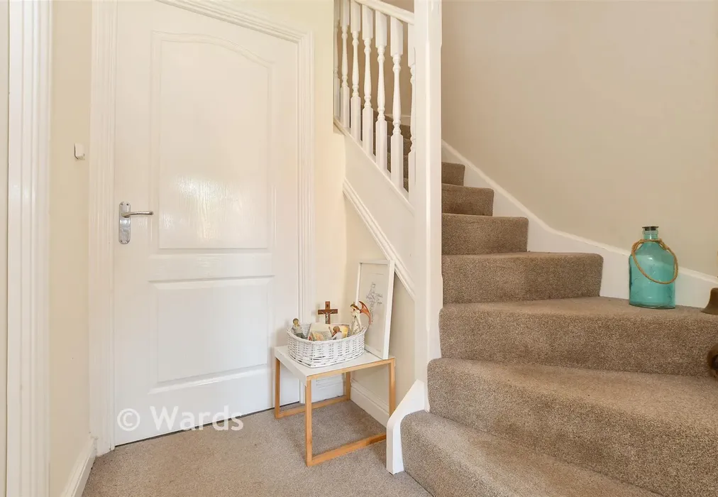 Entrance Hall - Scholars Close, Deal, Kent - Wards of Kent