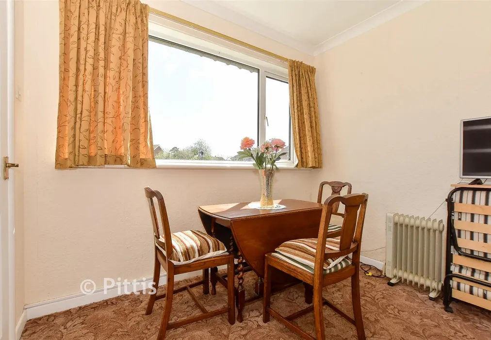 Kitchen/Dining Room - Fairmead Close, Sandown, Isle of Wight - Wards of Kent