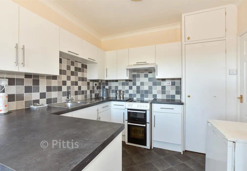Kitchen/Dining Room - Fairmead Close, Sandown, Isle of Wight - Wards of Kent