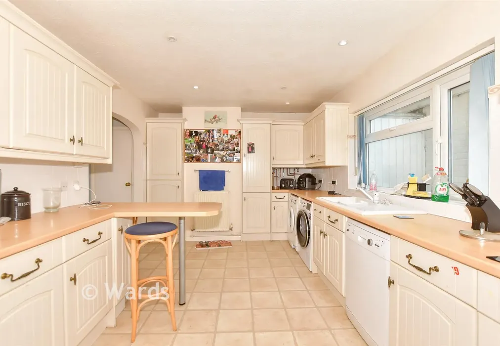 Kitchen - The Broadway, Herne Bay, Kent - Wards of Kent