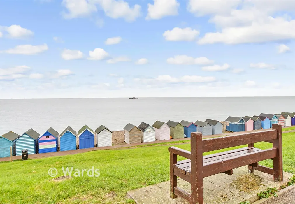 Surrounding Area - The Broadway, Herne Bay, Kent - Wards of Kent