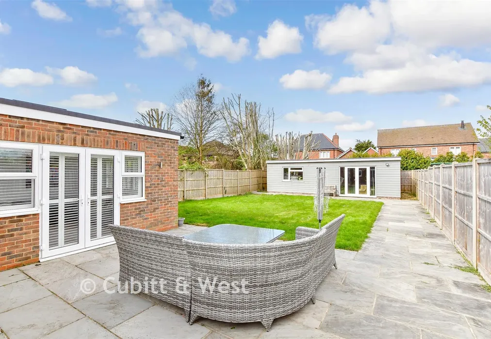 Rear Garden - Garsons Road, Southbourne, Hampshire - Wards of Kent