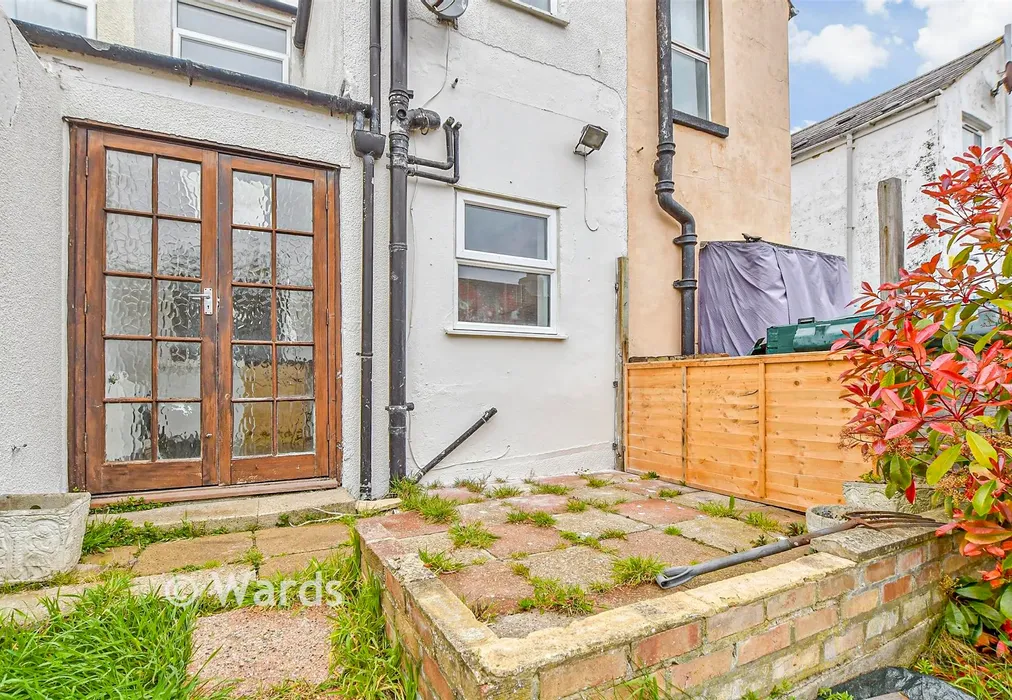 Patio / Decking - Lowther Road, Dover, Kent - Wards of Kent