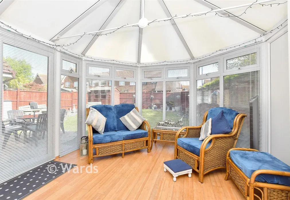 Conservatory - Penny Cress Road, Minster-On-Sea, Kent - Wards of Kent